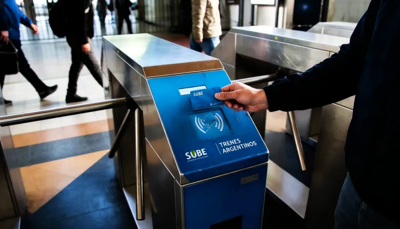 Crisis económica: los servicios públicos en el AMBA absorben el 15% del salario promedio