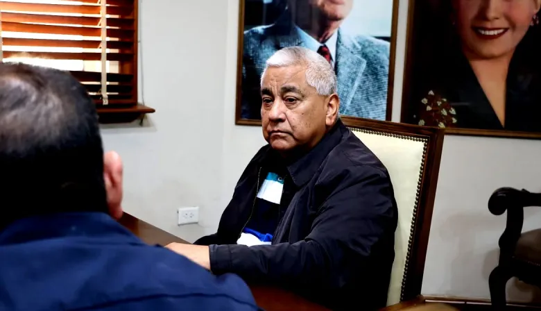 Municipales de San Pedro asestaron un doble golpe al intendente, ante la demora en el pago del aguinaldo