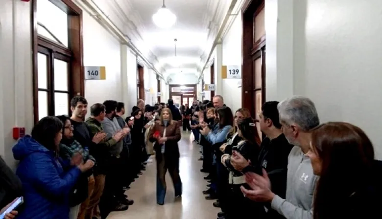 Bombos, protesta y retención de tareas: otra dirección de Arba se cansó de los incumplimientos de Girard