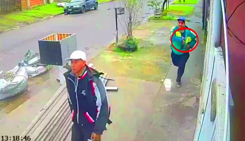 Culatazos y un disparo para robarle el auto en Esteban Echeverría
