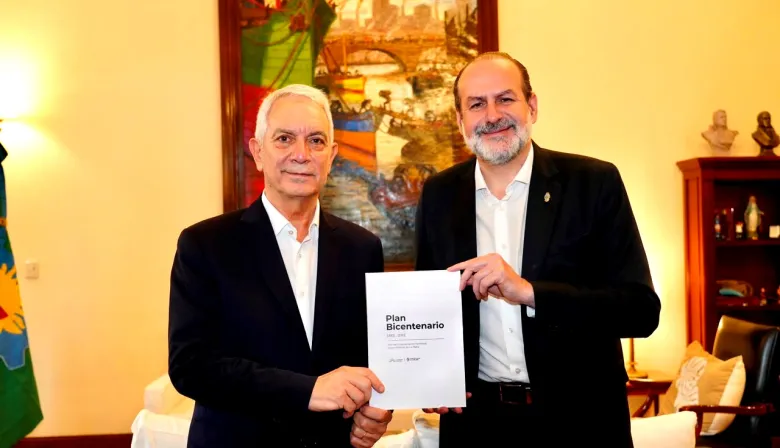 En modo candidato a gobernador: Alak visitó a Susbielles en Bahía Blanca para firmar un pacto entre ciudades