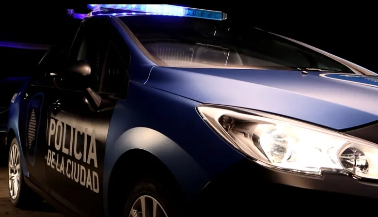 La Policía de la Ciudad detuvo a adolescentes que robaron un auto en Avellaneda