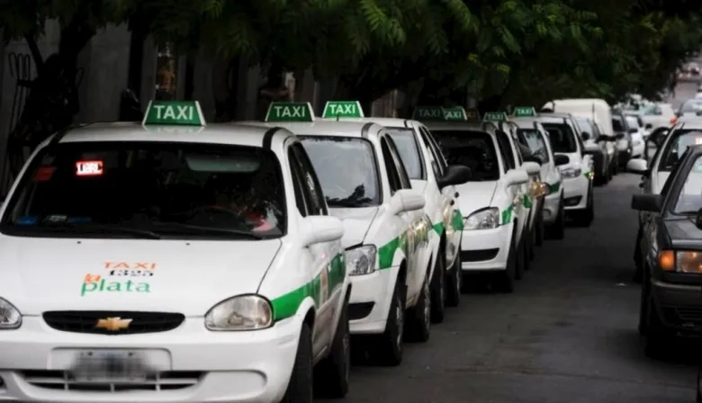 Con muchas exigencias, Taxistas de La Plata reclamaron una definición sobre Uber y Cabify