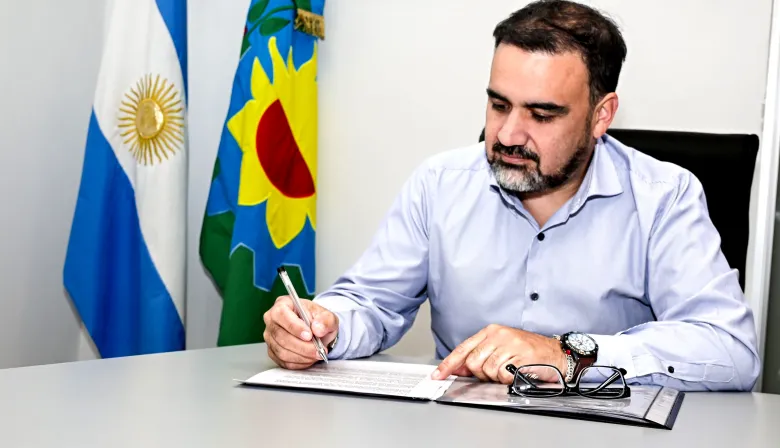 El diputado Luayza busca agilizar habilitaciones para comercios bonaerenses con una sola plataforma
