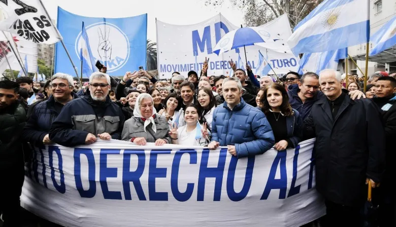 Kicillof movilizó al MDF en contra de la Ley de Tierras de Milei con un fuerte mensaje