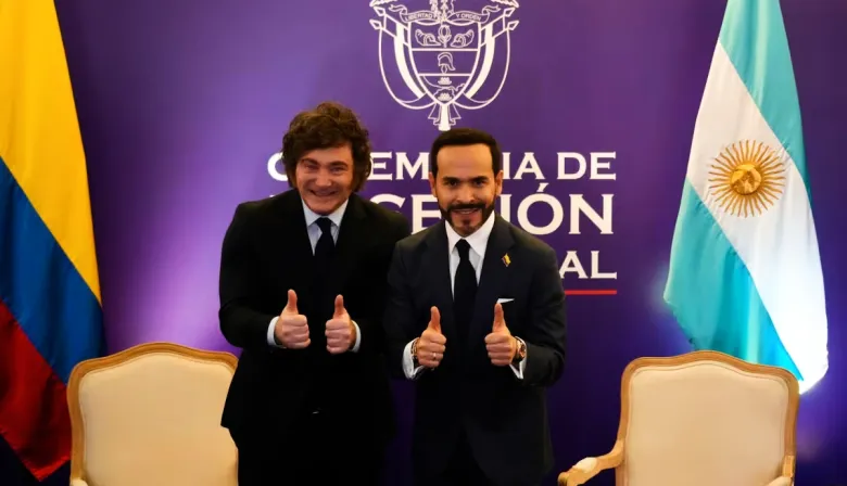 Milei acompañó la asunción de De la Espriella y refuerza sus vínculos con la derecha regional
