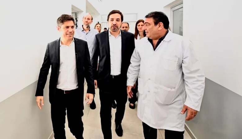 Milei reglamentó el cobro de la salud a extranjeros y el Gobierno de Kicillof reaccionó