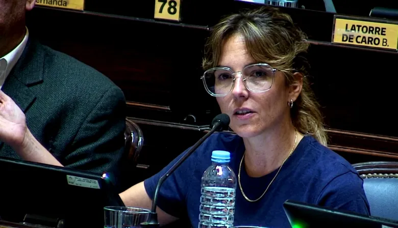 La Cámpora se opone a Milei y busca blindar las empresas públicas bonaerenses