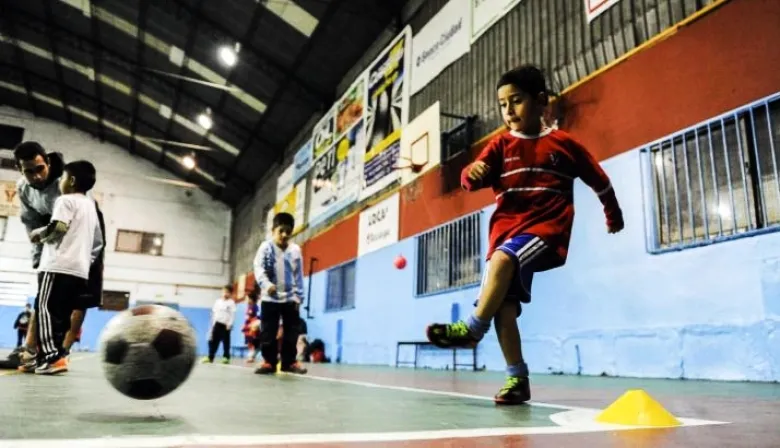 Presentan un proyecto para incentivar la inversión privada en el deporte bonaerense