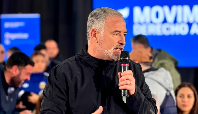 Intendentes del Interior bonaerense le marcaron la cancha a Kicillof por la fórmula 2027