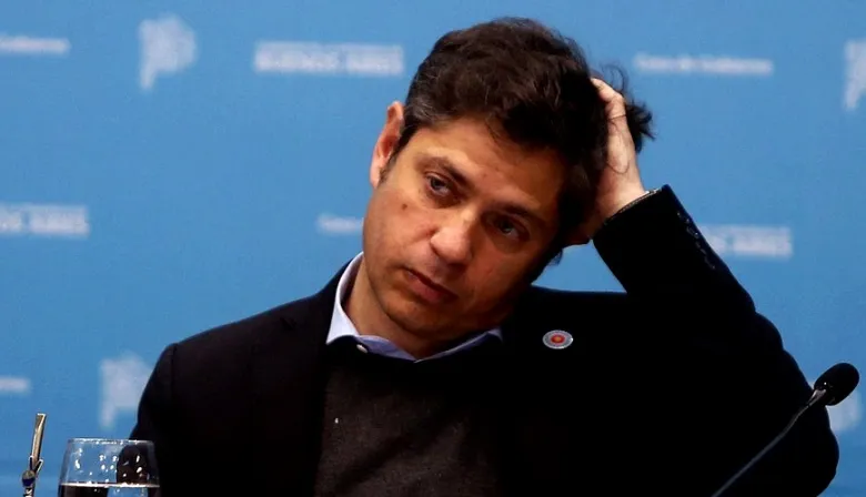 Una encuesta ubicó a Kicillof en un lugar preocupante sobre su imagen y el escenario electoral