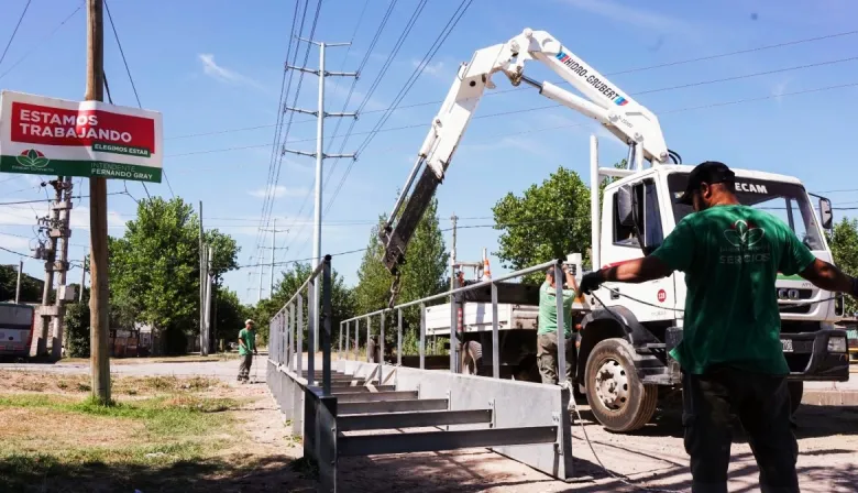 Polémica en Esteban Echeverría por la "poca transparencia" en gastos de obras públicas impulsadas por Gray