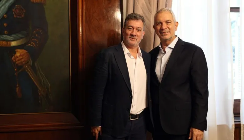 Un funcionario de Alak que dirige el Coliseo Podesta y una polémica sobre el triunfo de la Catedral en el Mundial