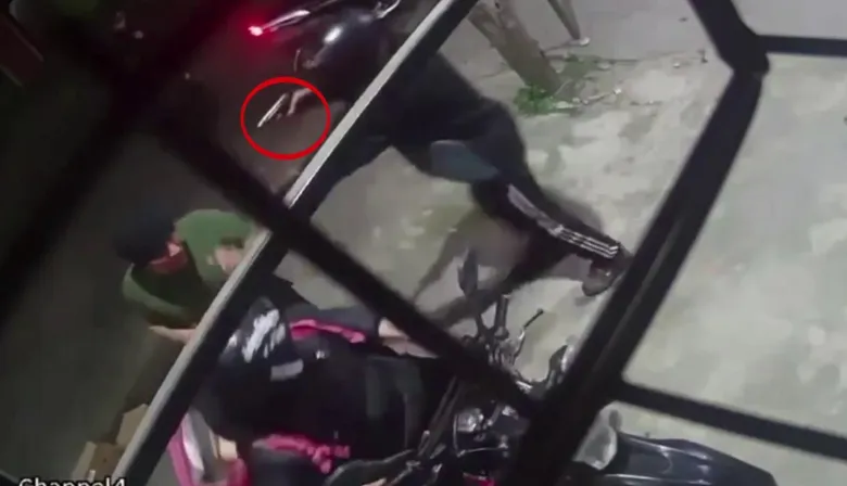 Encargado de un comercio y el delivery fueron asaltados en Merlo