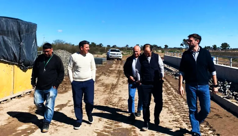 Infraestructura y conectividad en Roque Pérez: avanza la construcción de los puentes sobre el río Salado