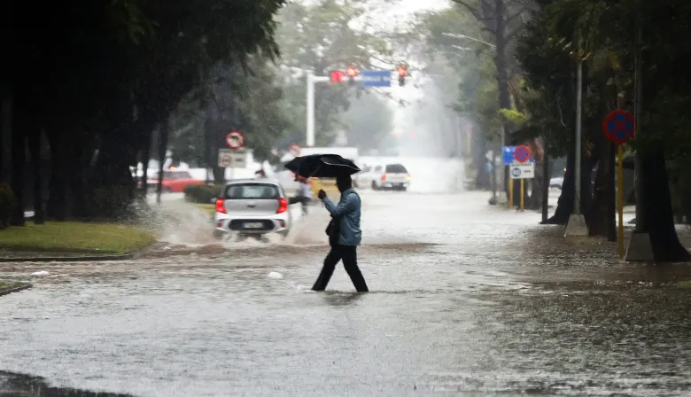 Galmarini pidió declarar la emergencia climática bonaerense ante la llegada del “Súper Niño”