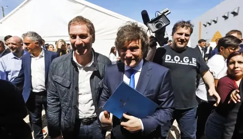 Junto a Santilli, Milei desembarca en Bahía Blanca: con el foco en el RIGI y las elecciones bonaerenses del 2027