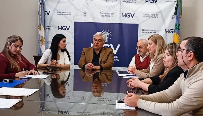 Alegre avanza la instalación del sistema de climatización de la Escuela Nº 11 de General Villegas