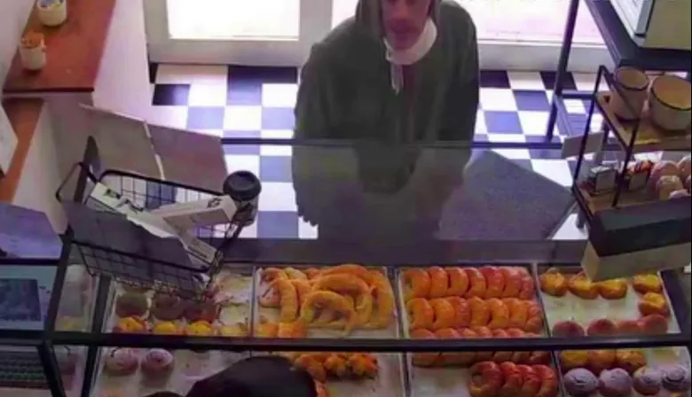 Rengo y "chamuyero" intentó asaltar una panadería en La Plata