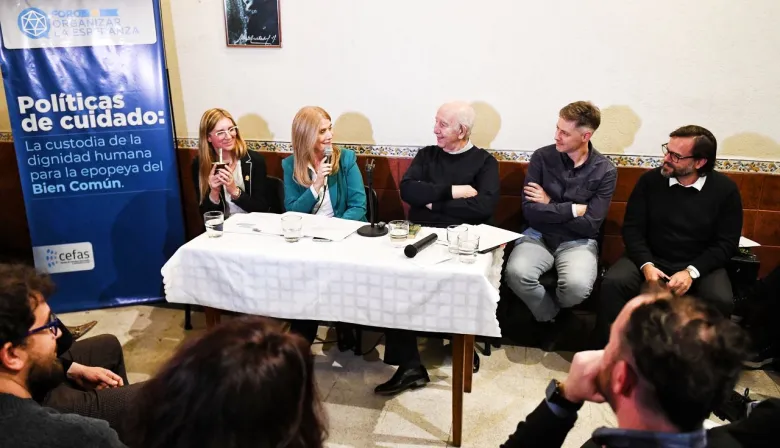 Magario se pone al frente de la Gobernación y apuntó contra Milei por la caída del empleo y la deuda de Nación
