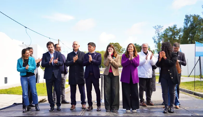 La Plata: Kicillof y Alak encabezaron la entrega de 175 nuevas viviendas en Melchor Romero