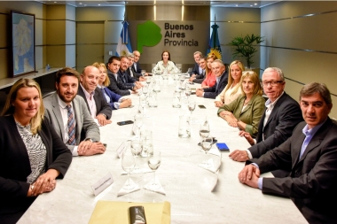 Vidal reunió a todos los senadores de Cambiemos con la mira sobre el tratamiento del Presupuesto 2017