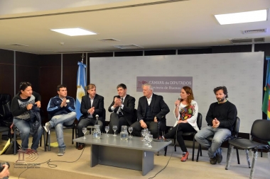 Se debatió en Diputados la Ley de Emergencia Social