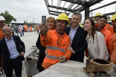 Macri, Vidal y Magario juntos en recorrida por obras del metrobús en La Matanza