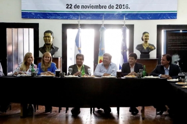 De a poco, el peronismo pone sus condiciones para aprobarle el Endeudamiento de Vidal