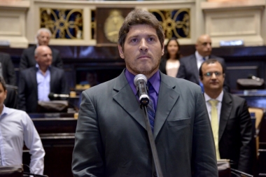 Desde Cambiemos, Castello cruzó al massismo y los tildó de "ladrones"