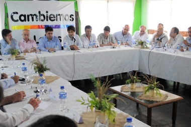 En cumbre de intendentes de Cambiemos, Provincia garantizó el Fondo para Infraestructura en el 2017