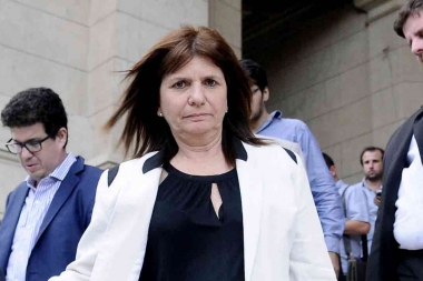 Patricia Bullrich anunció que denunciará a los grupos que agitan saqueos desde las redes sociales