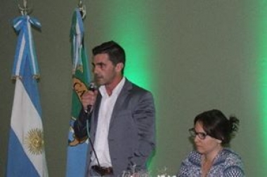 El hermano de Echarren asumió al frente del Municipio de Castelli