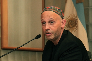 Senadores bonaerenses apuntaron contra Bergman y afirmarn que su gestión es "un bochorno"