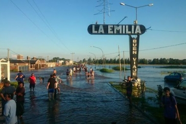 La Emilia: el pueblo de San Nicolás que sufre por la crecida del agua
