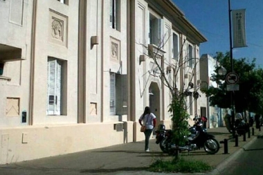 Causa de los sobres: ordenan la liberación de los excomisarios detenidos en La Plata