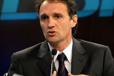 El intendente Katopodis se opone a Macri y decreta asueto para el 24 de marzo