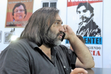 Denunciaron que Baradel y su familia recibieron amenazas que le piden abandonar reclamo paritario