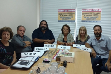 Los gremios docentes dejaron de lado las diferencias y en “unidad” reclaman una nueva propuesta salarial