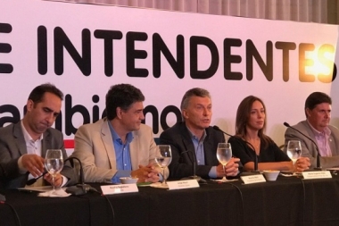 Macri, Vidal y Durán Barba participarán del Foro de intendentes bonaerenses de Cambiemos