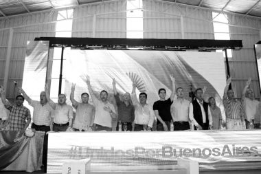 La cumbre fallida de Santa Teresita: los Esmeralda se plantan y Randazzo amaga con enfrentar a CFK