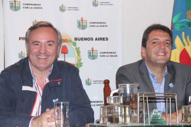 Funcionario de Vidal y ex massista salió a pegarle a Massa por el polémico audio