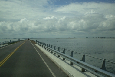 Productores de Carbap en alerta por el desborde de la laguna "La Picasa"