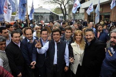 Ante el fracaso de la cumbre de Santa Teresita, el PJ Bonaerense intentará limar asperezas en San Vicente