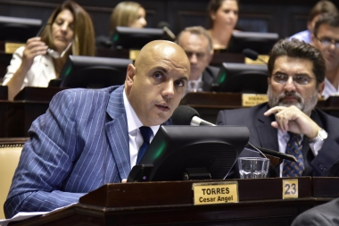 Diputados de Cambiemos se suman al discurso oficial y tildan al reclamo docente como “político”