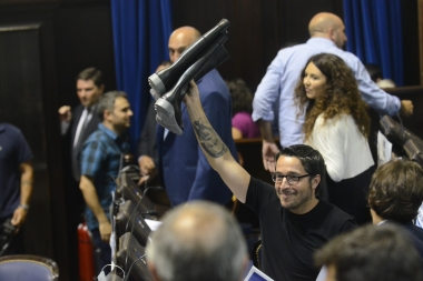 Postales, color y entretelones del discurso de Vidal ante la Asamblea Legislativa