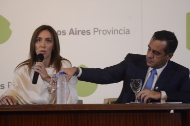 Vidal puso sobre la mesa un adelanto de paritarias desde $1500 y presentismo a docentes que no hicieron paro