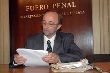 El fiscal Fernando Cartasegna denunció que fue golpeado y amenazado de muerte