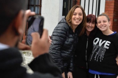 Más cerca de la campaña, Vidal y sus ministros volvieron a realizar un “timbreo de gestión”