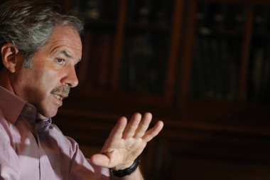 Solá cuestionó la “grieta” y la “campaña de polarización” que impulsa el Gobierno Nacional